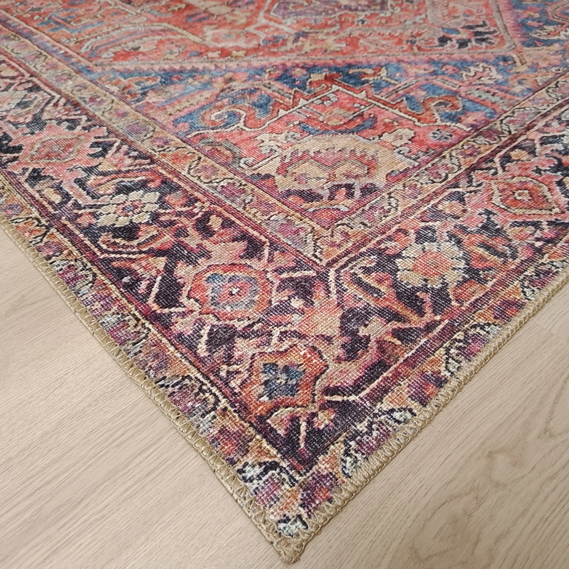 Aida (matto 160x230 cm punainen)