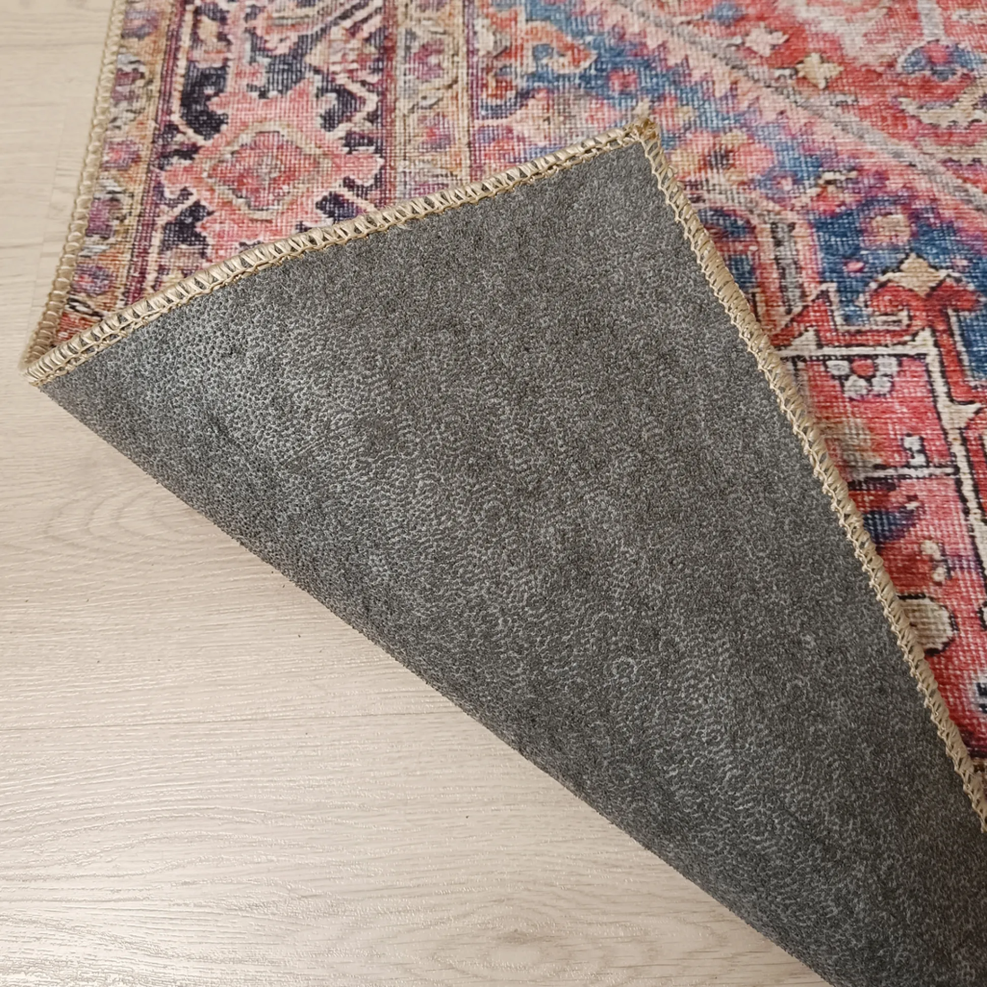 Aida (matto 160x230 cm punainen)
