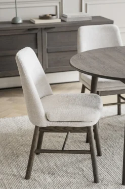 Amesbury (ruokatuoli vaalea beige kangas/ruskea tammi jalat)