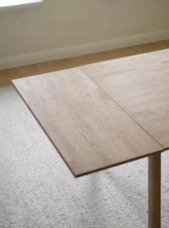 Clapperton (ruokapöytä 220x95 hiekka tammi)