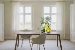Clapperton (ruokapöytä 220x95 hiekka tammi)