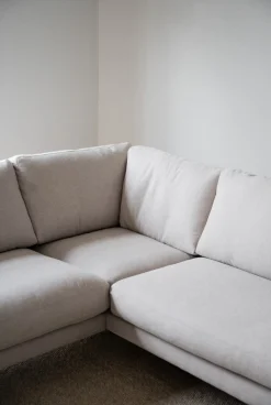 Corwin (avokulmasohva oikea, vaalea beige kangas rita 1)