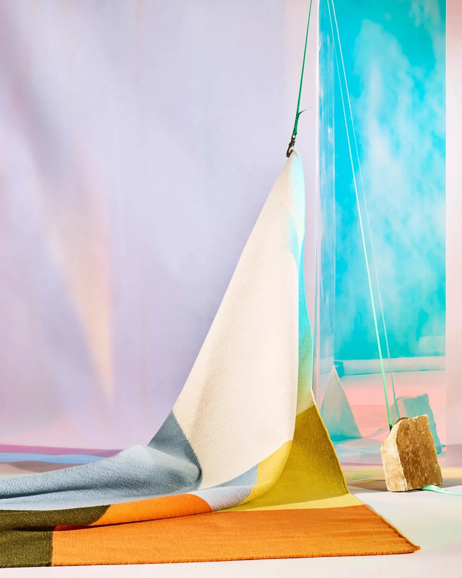 Kortteli (matto 170x240 white-yellow)