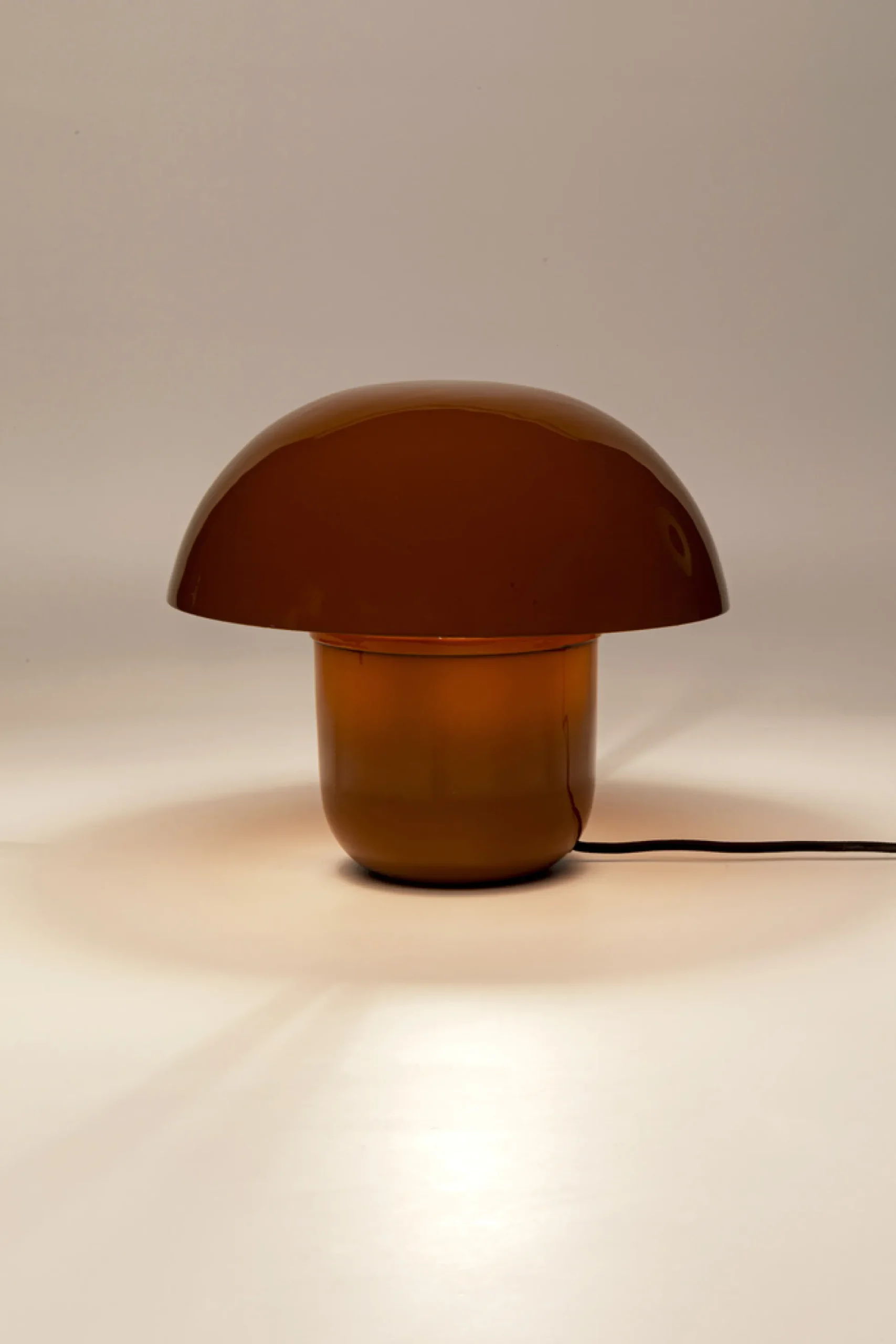 Mushroom (pöytävalaisin ruskea 27 cm)