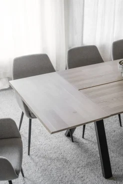 Reily (ruokatuoli käsinojilla beige kangas/musta metalli jalat)