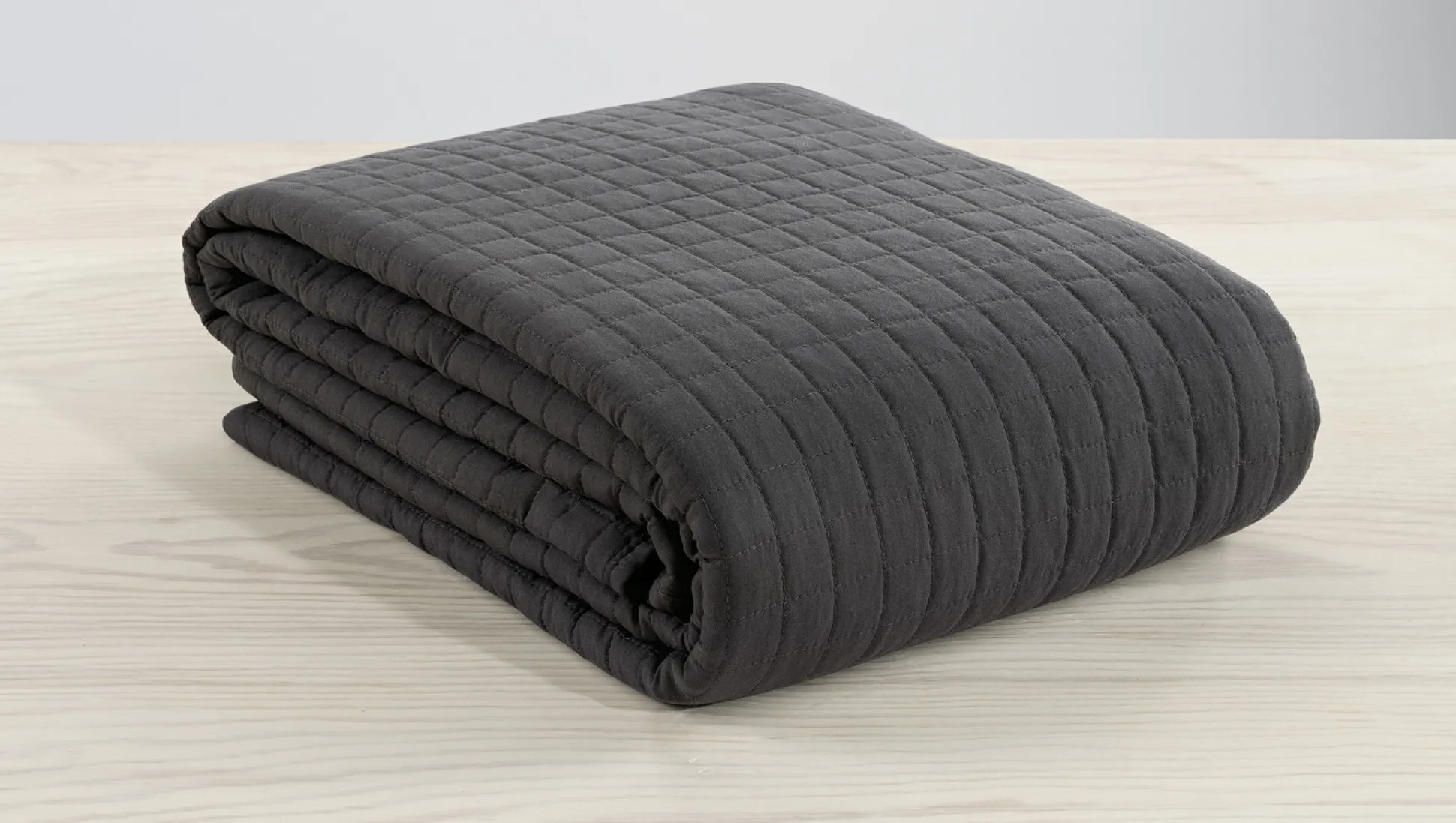 Ruutu (päiväpeitto 250x250 cm harmaa)