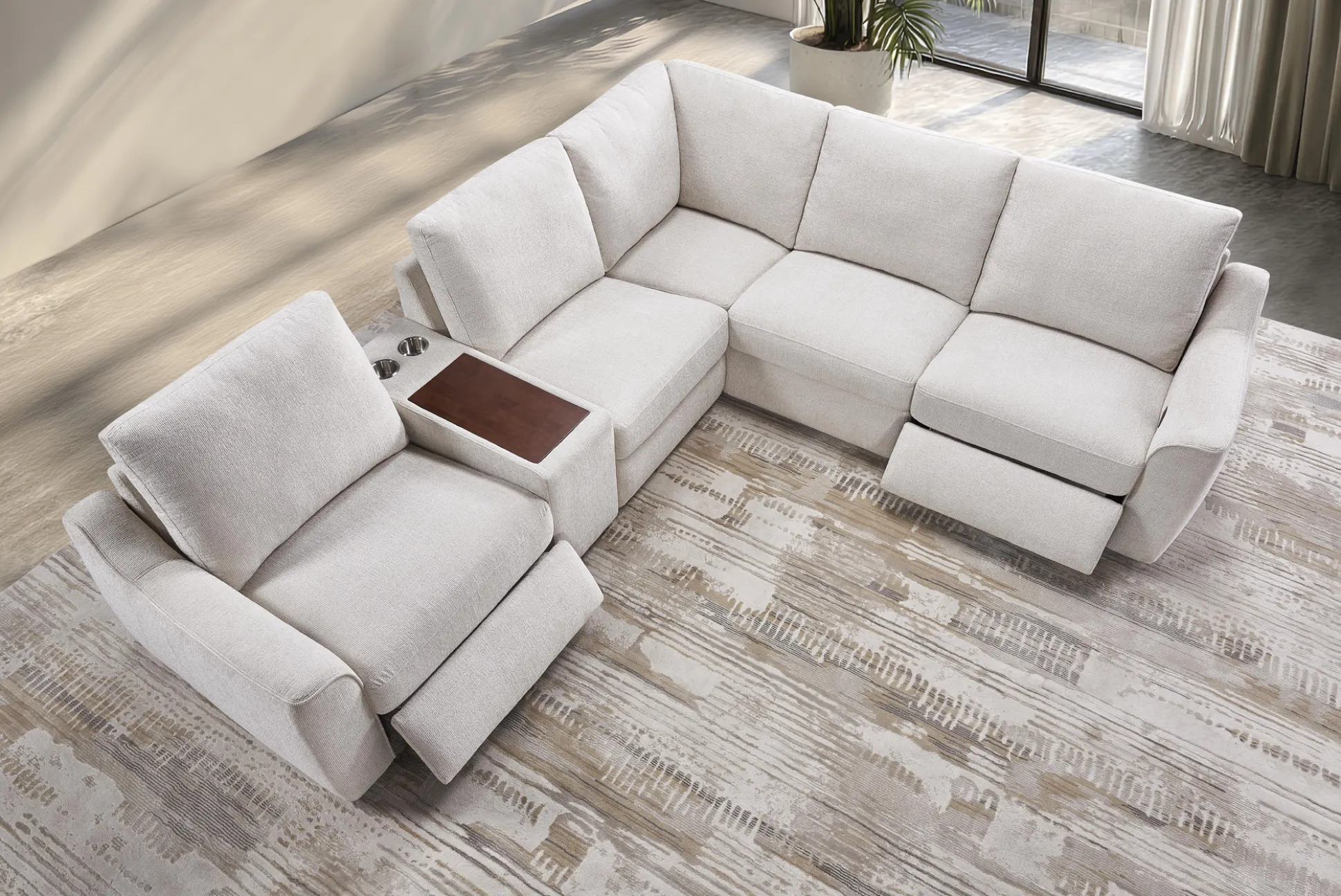 Studio (kulmasohva 2k2 mekanismeilla ja välikonsolilla vaalea beige)